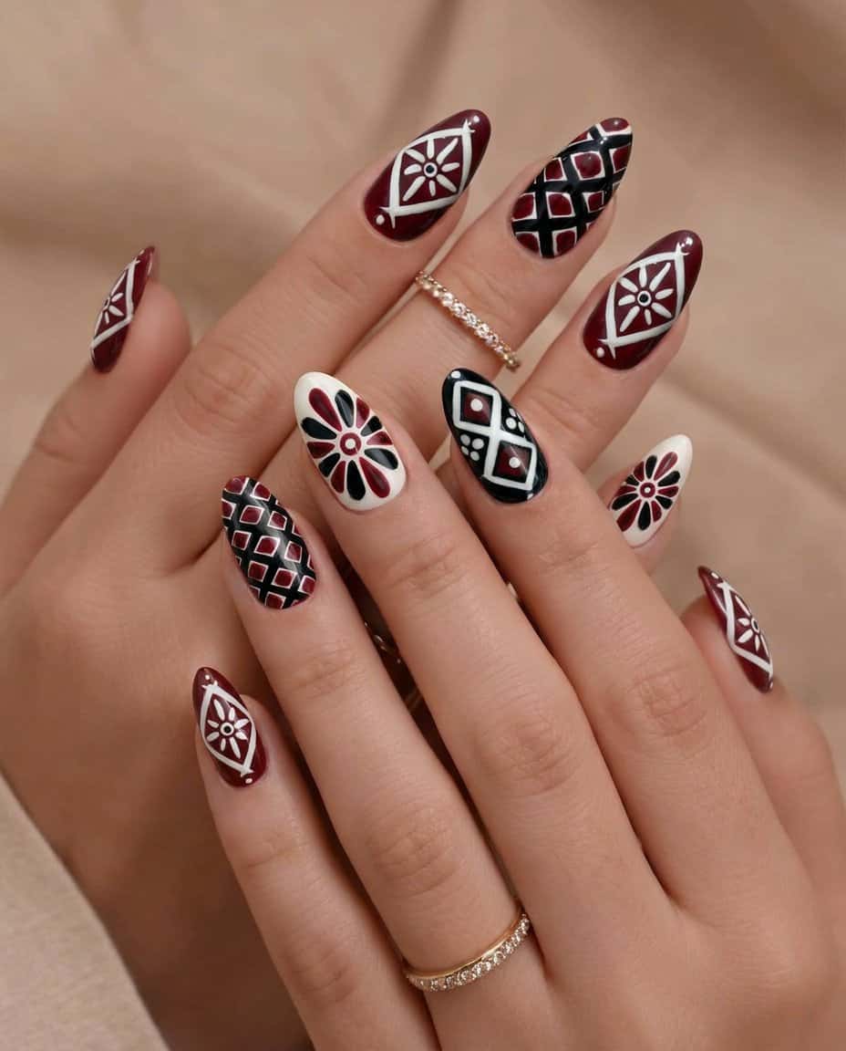 Laal Taali press-on nail set