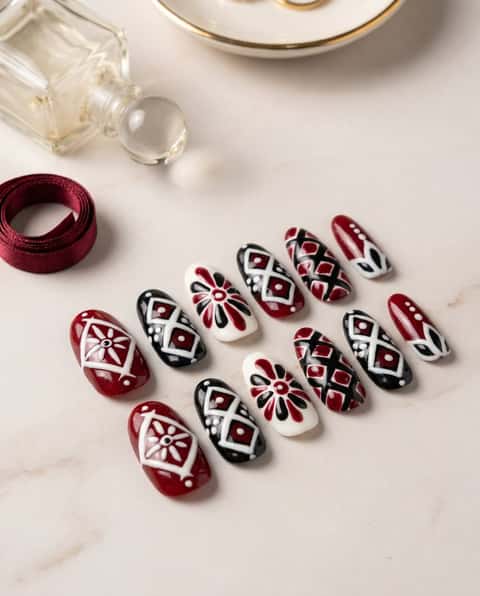 Laal Taali worn on a hand